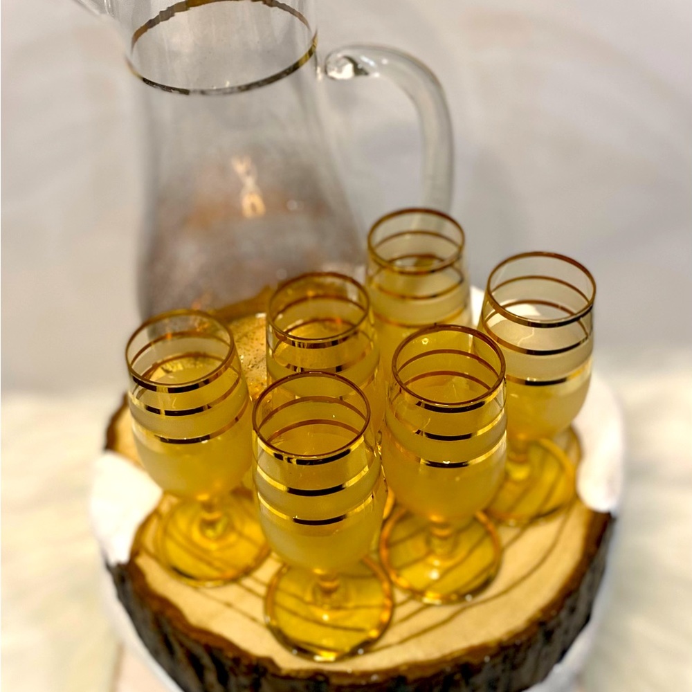 Vintage Gold Wine/Champagne Glass and Pitcher Set